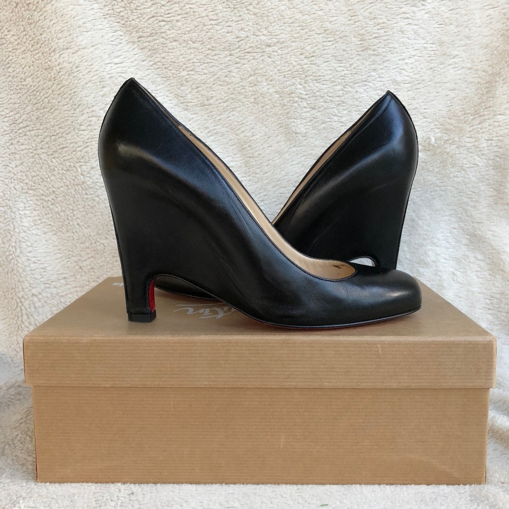 Black Leather Wedge Pumps - Women's Classic High-Heel